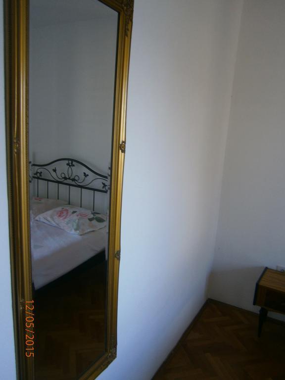 Apartments Tri Palme Baška Voda Quarto foto